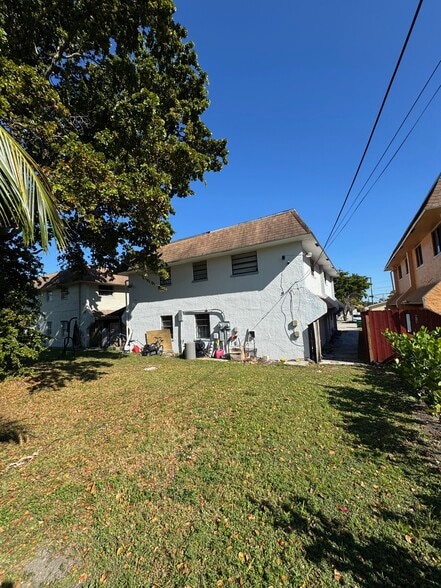 More Photos Of 1741 SW 40th Ter, Fort Lauderdale Apartments For Sale