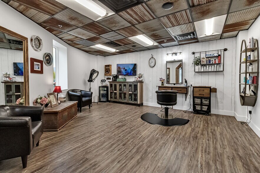 More Photos Of 2-85 Bristol Ln, Ellicottville General Retail For Sale