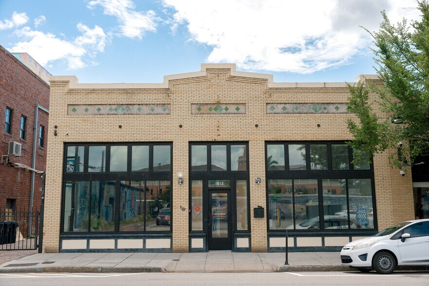 Primary Photo Of 1613 N Franklin St, Tampa General Retail For Lease