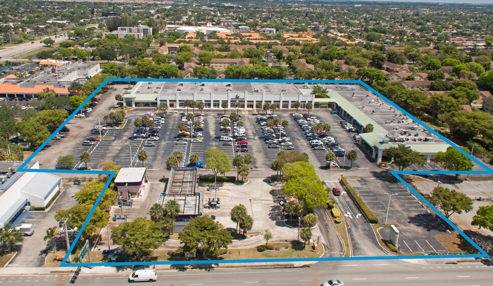 Primary Photo Of 7841-7899 Pines Blvd, Pembroke Pines Supermarket For Sale