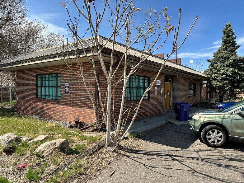 Primary Photo Of 5095 Colorado Blvd, Denver Warehouse For Lease