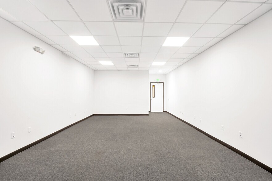 More Photos Of 111 Washington St, Paterson Coworking Space