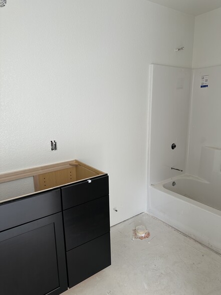 More Photos Of 722 Locust St, Garberville Storefront Retail Residential For Sale