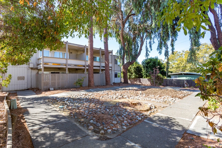 More Photos Of 201 Avian Dr, Vallejo Apartments For Sale