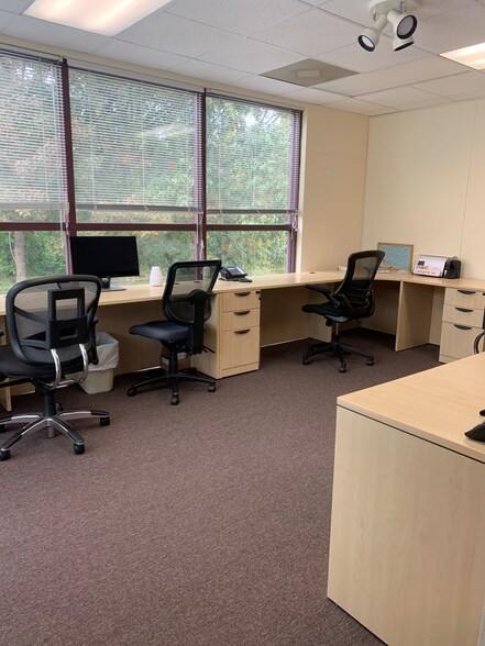 More Photos Of 930 Martin Luther King Jr Blvd, Chapel Hill Office For Lease