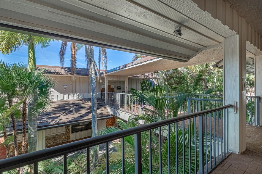 More Photos Of 2929 N University Dr, Coral Springs Medical For Sale