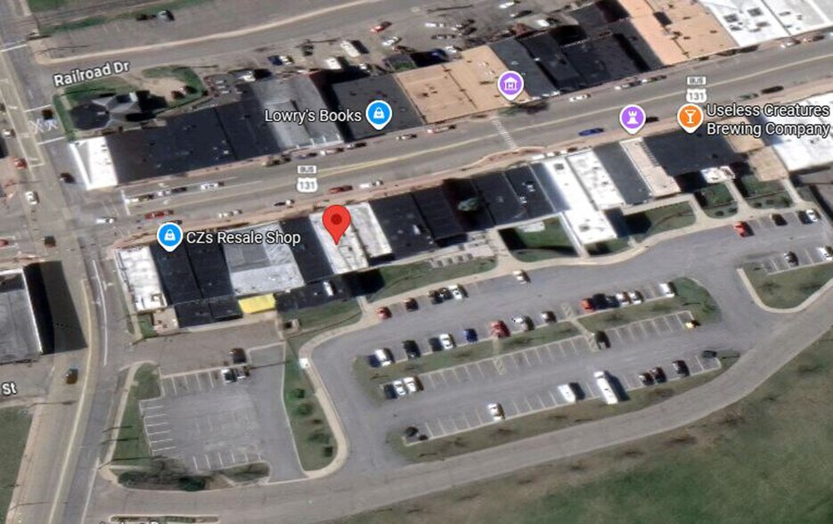More Photos Of 15 N Main St, Three Rivers General Retail For Sale