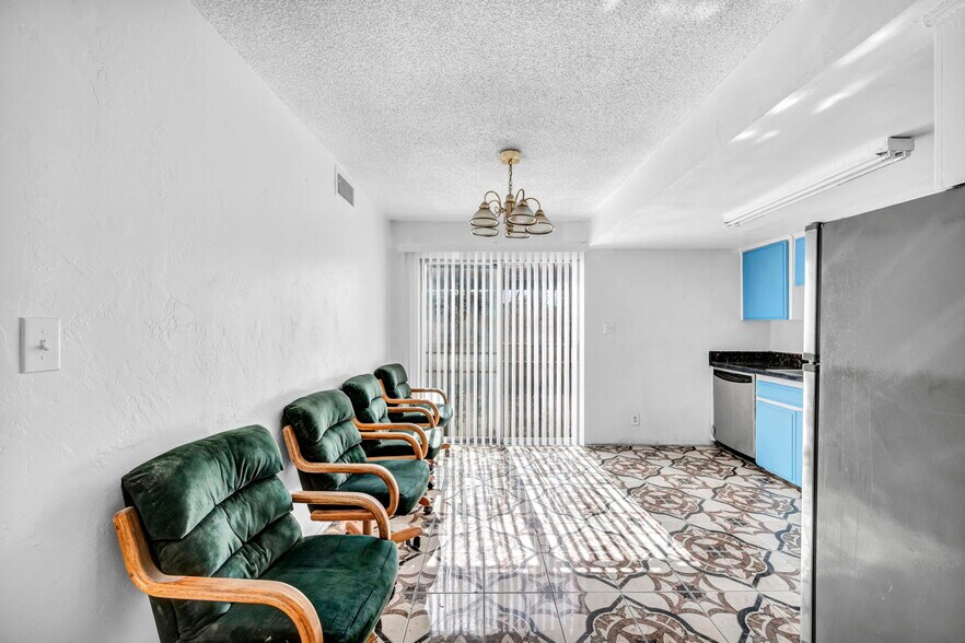 More Photos Of 1165 Sierra Vista Dr, Las Vegas Apartments For Sale