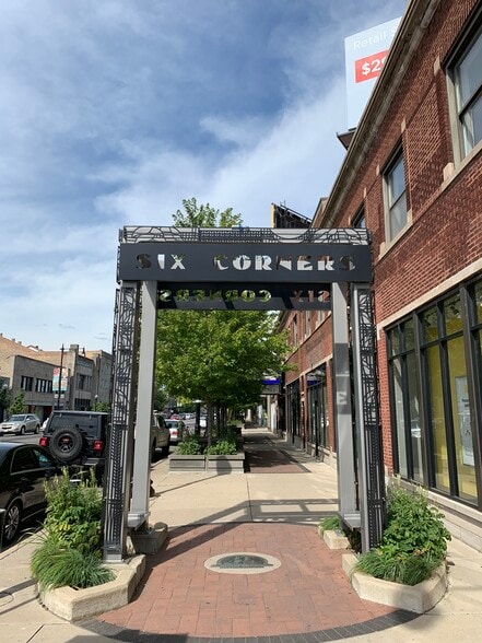 More Photos Of 4801-4821 W Irving Park Rd, Chicago Storefront Retail Office For Lease