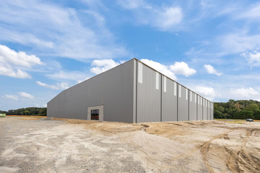 More Photos Of 970 Woodridge Park Rd, Greenville Refrigeration Cold Storage For Lease