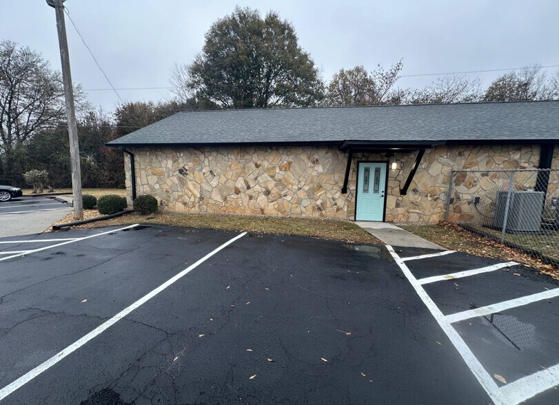 More Photos Of 11550 Tara Blvd, Hampton Rehabilitation Center For Sale