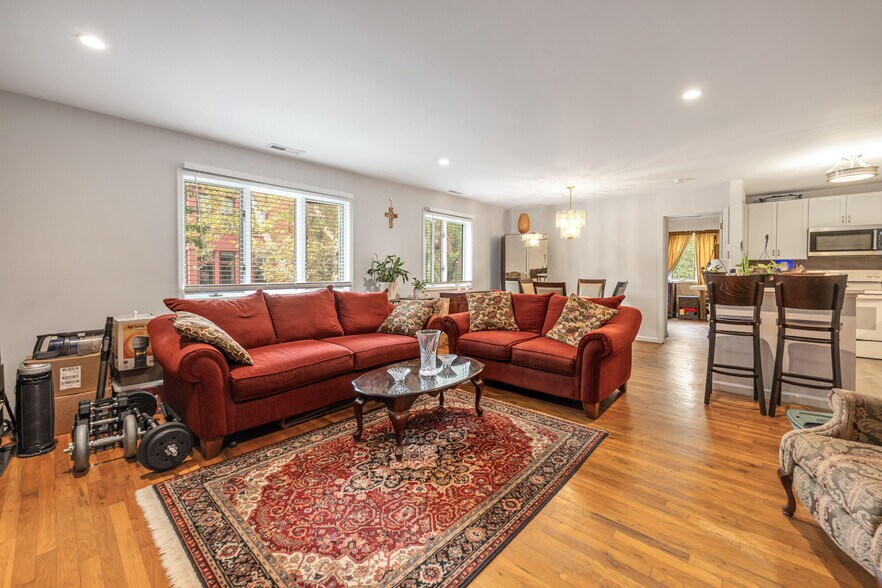 More Photos Of 67 Park Ave, Bloomfield Apartments For Sale