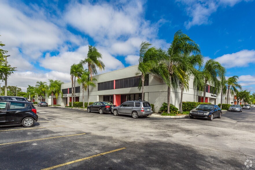 Primary Photo Of 7294-7326 SW 48th St, Miami Showroom For Sale