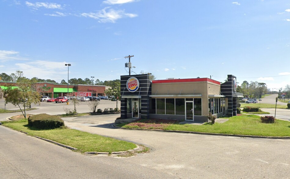 More Photos Of 505 Florala Hwy, Opp Fast Food For Sale