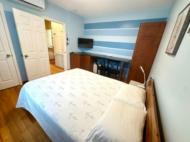 More Photos Of 300 Georgia St, Hollywood Apartments For Sale