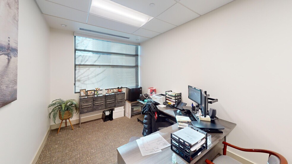 More Photos Of 700 S 3rd St, Las Vegas Office For Lease