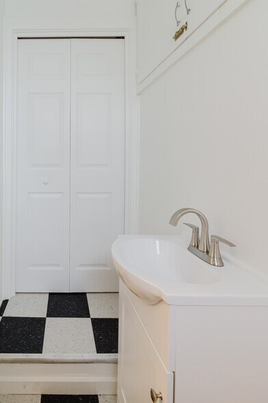 More Photos Of 37951 Meridian Ave, Dade City Office For Sale