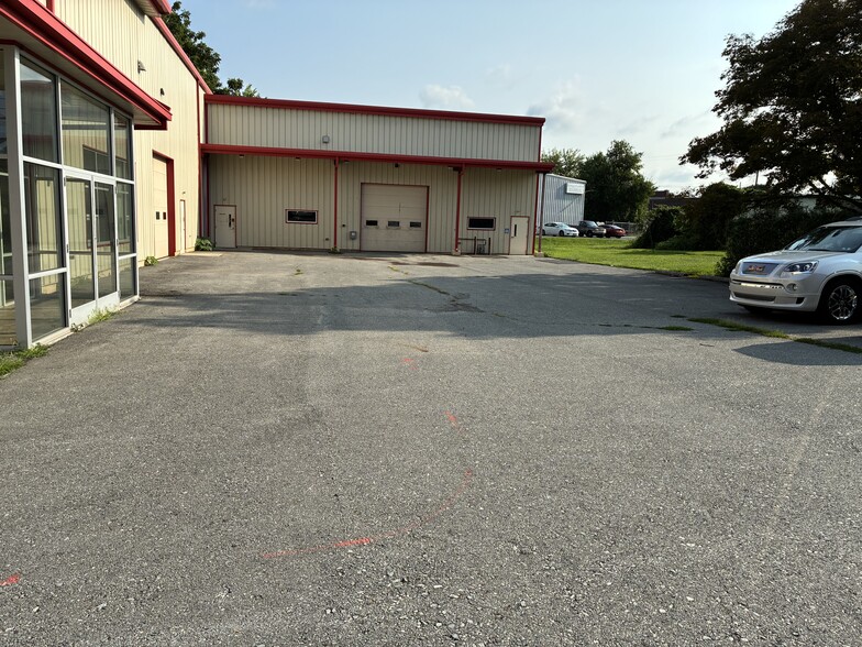 More Photos Of 1115 Lancaster Ave, Columbia Industrial For Lease