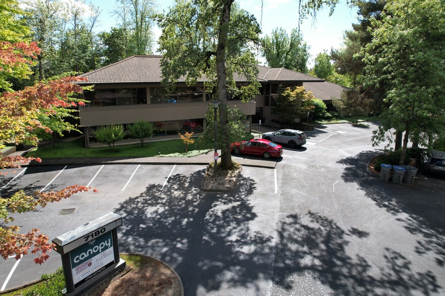 More Photos Of 7180 SW Fir Loop, Tigard Office For Sale