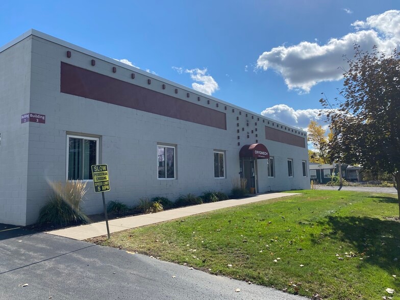 More Photos Of 127 Falso Dr, Mattydale Warehouse For Sale