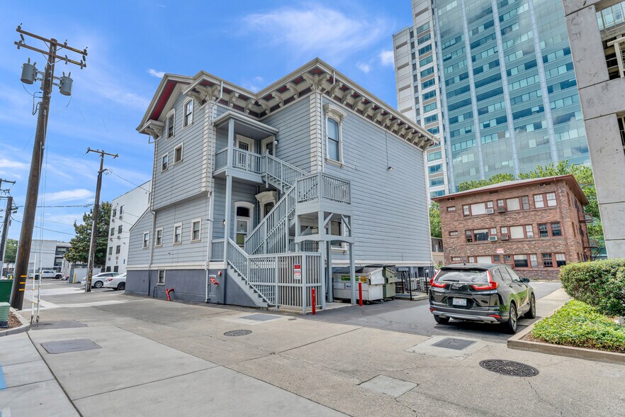 More Photos Of 1021 H St, Sacramento Apartments For Sale
