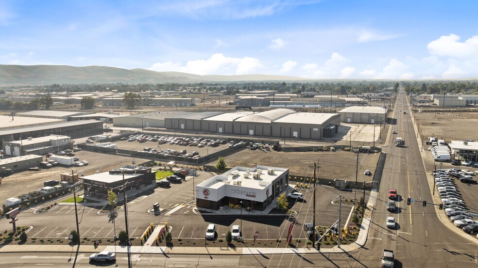 More Photos Of 1802 1st, Yakima Restaurant For Lease