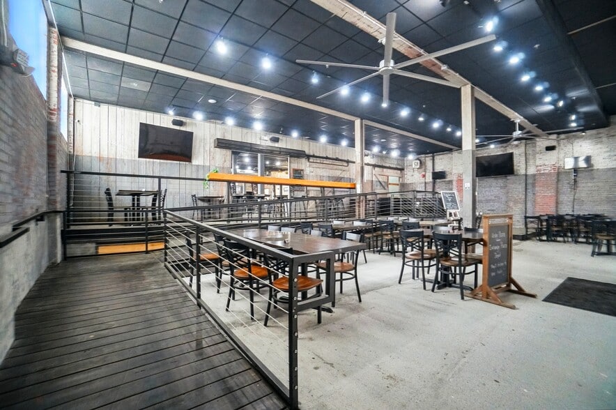 More Photos Of 109 N Hayne St, Monroe Apartments For Sale