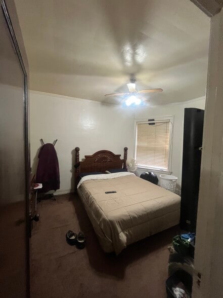 More Photos Of 7951 S Burnham Ave, Chicago Multifamily For Sale