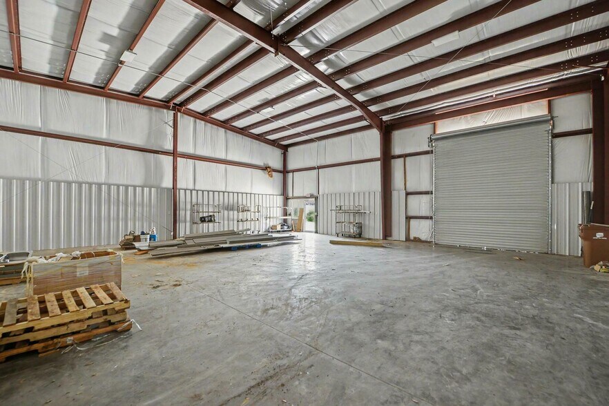 More Photos Of 3291 Warrior Dr, D'Iberville Light Distribution For Lease