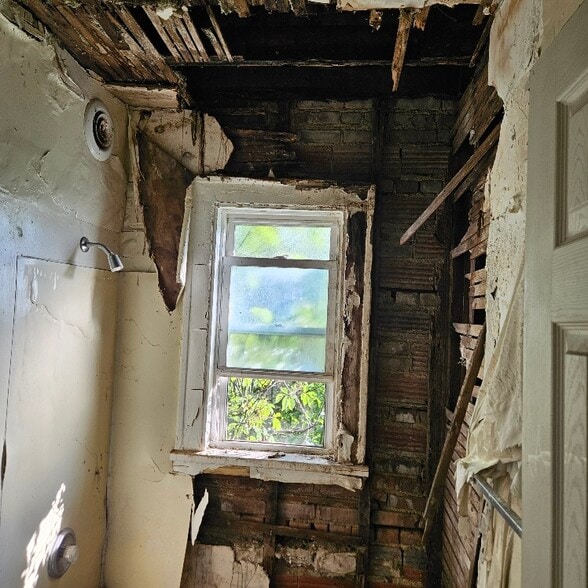 More Photos Of 1832 Willowhurst Rd, Cleveland Apartments For Sale