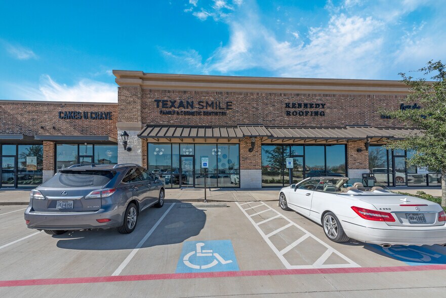 More Photos Of 4821 Lj Pky, Sugar Land Storefront For Lease