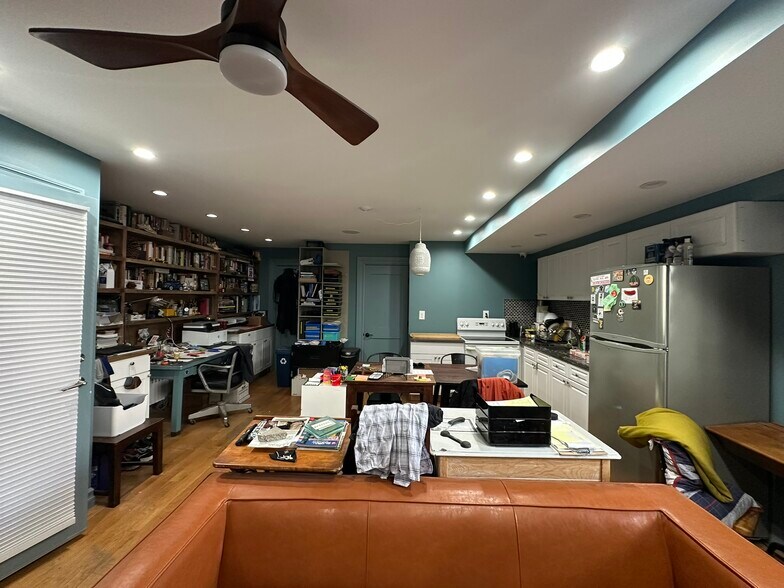 More Photos Of 440 13th St, Brooklyn Apartments For Lease