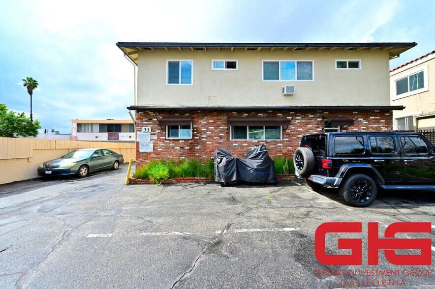 More Photos Of 31 N Parkwood Ave, Pasadena Apartments For Sale