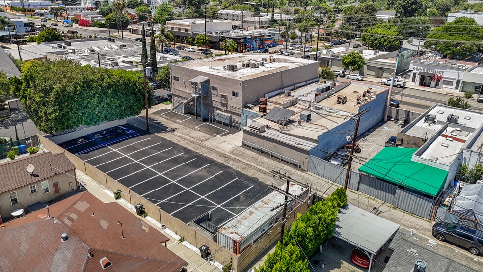 More Photos Of 10650-10658 Burbank Blvd, North Hollywood Food Processing For Lease