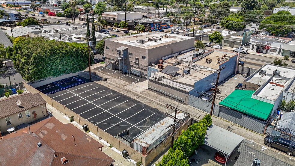 More Photos Of 10650-10658 Burbank Blvd, North Hollywood Food Processing For Sale