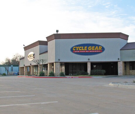 Primary Photo Of 1220-1424 Airport Fwy, Bedford Unknown For Lease
