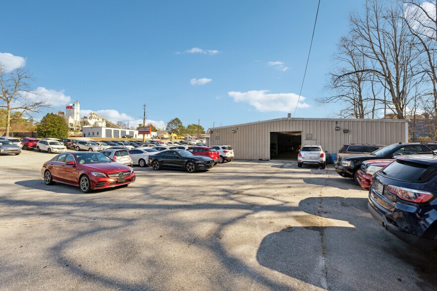 More Photos Of 3797 Lawrenceville Hwy, Tucker General Retail For Sale