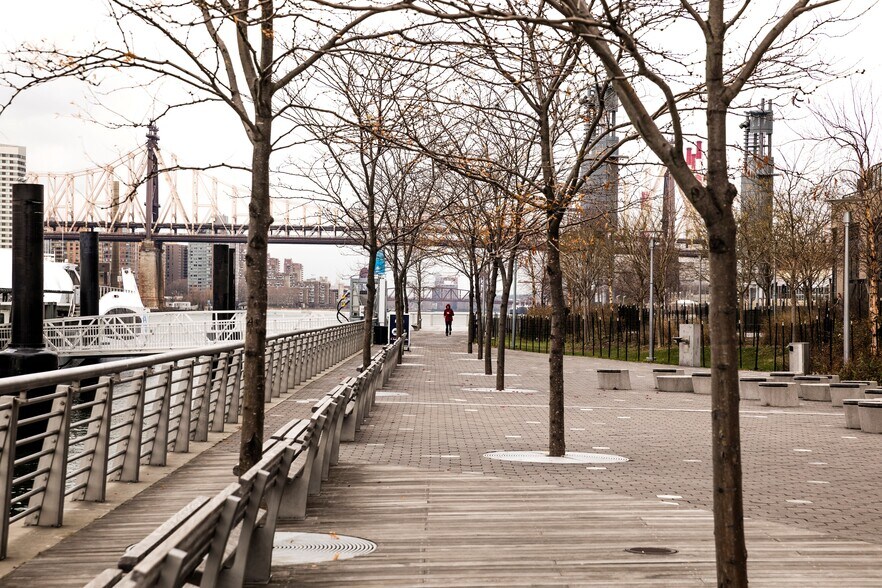 More Photos Of 29-22 Northern Blvd, Long Island City Multifamily For Sale