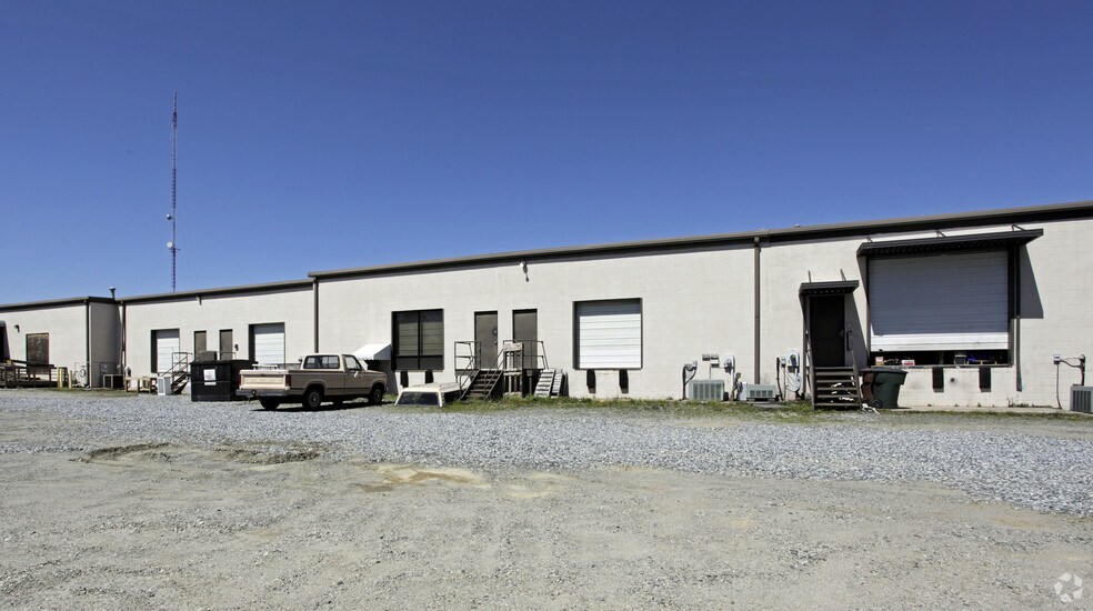 More Photos Of 816 Post St, Greensboro Light Manufacturing For Lease