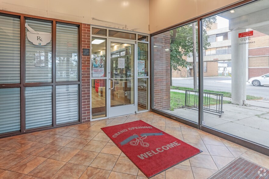 More Photos Of 3120 Carpenter St, Hamtramck Medical For Lease