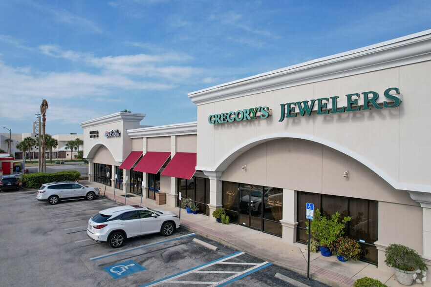 More Photos Of 924-940 3rd St N, Jacksonville Beach Unknown For Lease