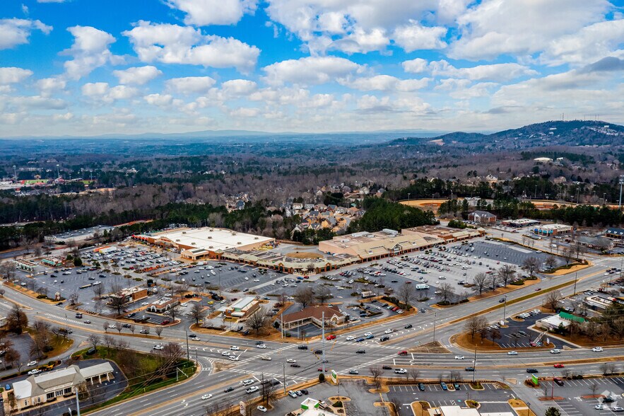 More Photos Of 3605 Sandy Plains Rd, Marietta Storefront For Lease