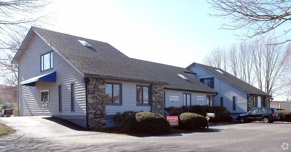 More Photos Of 5030 Hendersonville Rd, Fletcher Office For Sale