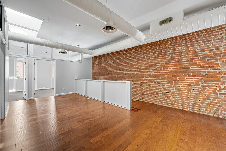 More Photos Of 1516-1518 Blake St, Denver Office For Sale
