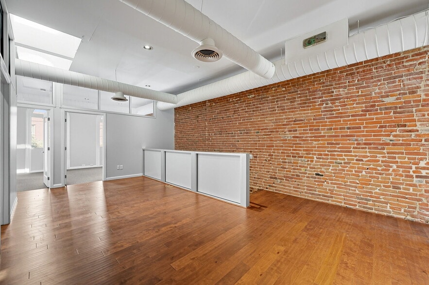 More Photos Of 1516-1518 Blake St, Denver Office For Sale