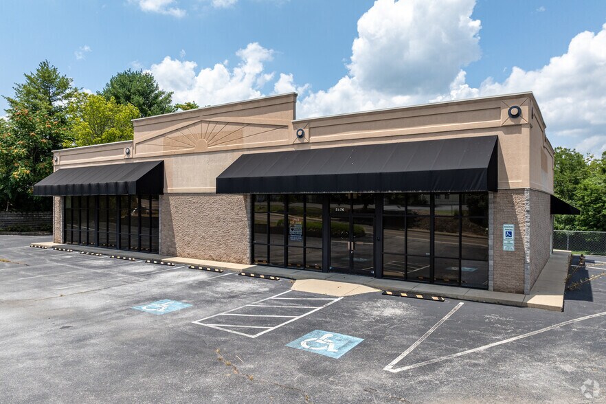 More Photos Of 3176 Linden Dr, Bristol Freestanding For Sale