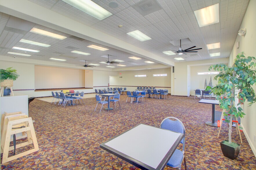 More Photos Of 110 Ville Dr, Boulder City Restaurant For Lease