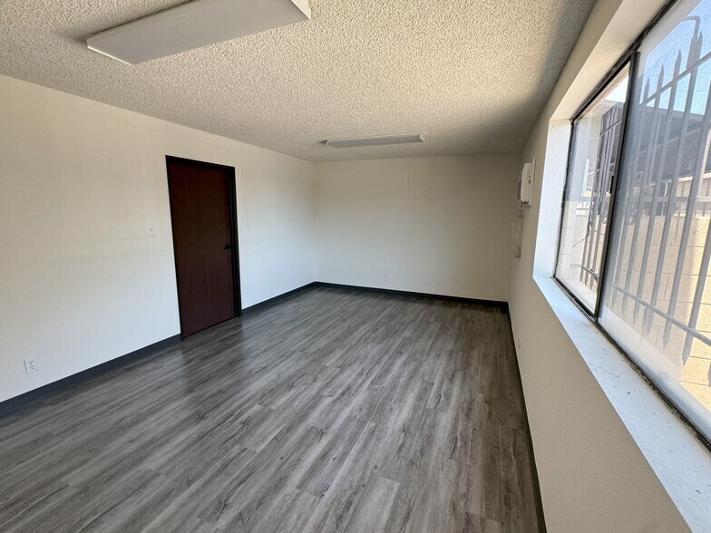 More Photos Of 844 N Vernon St, Azusa Warehouse For Lease