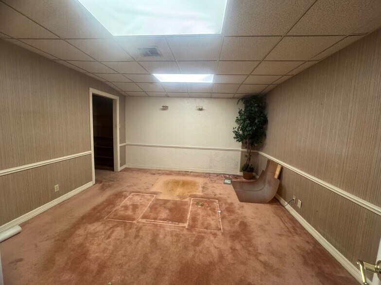 More Photos Of 3512 McLean Rd, Pearland Religious Facility For Sale