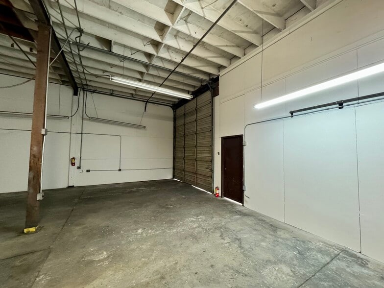 More Photos Of 122 S Delaware St, San Mateo Warehouse For Sale